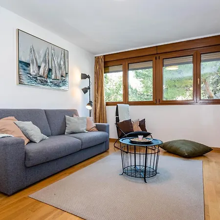 Apartment Luxury Ariston *