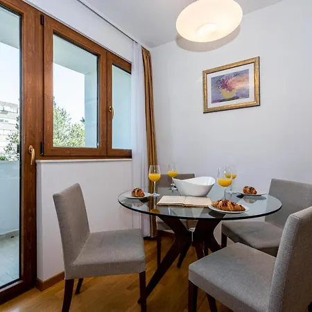 Apartment Luxury Ariston *