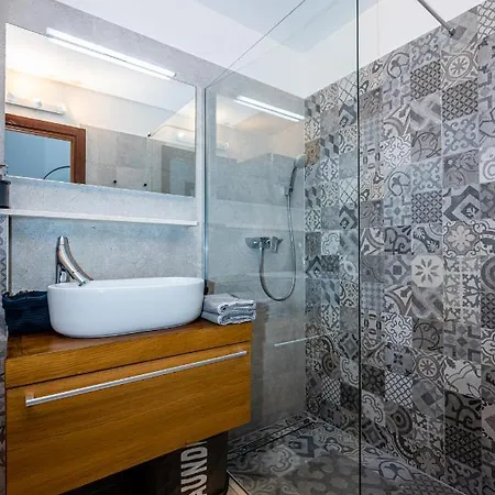 Luxury Ariston *